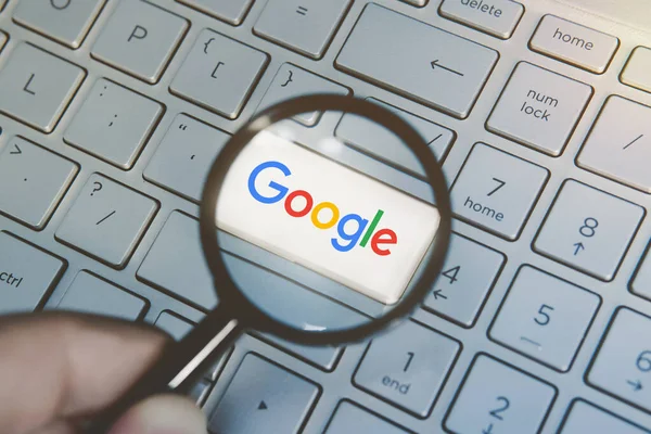 Cómo posicionar una empresa en Google con SEO: guía para servicios en Colombia 2026 google marketing digital